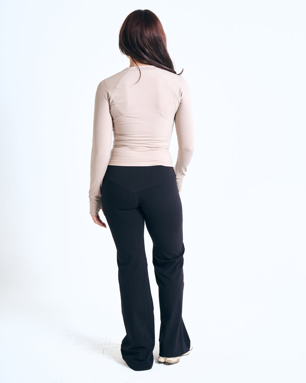 Seamless Straight Leg Legging In Black - Motion Muse