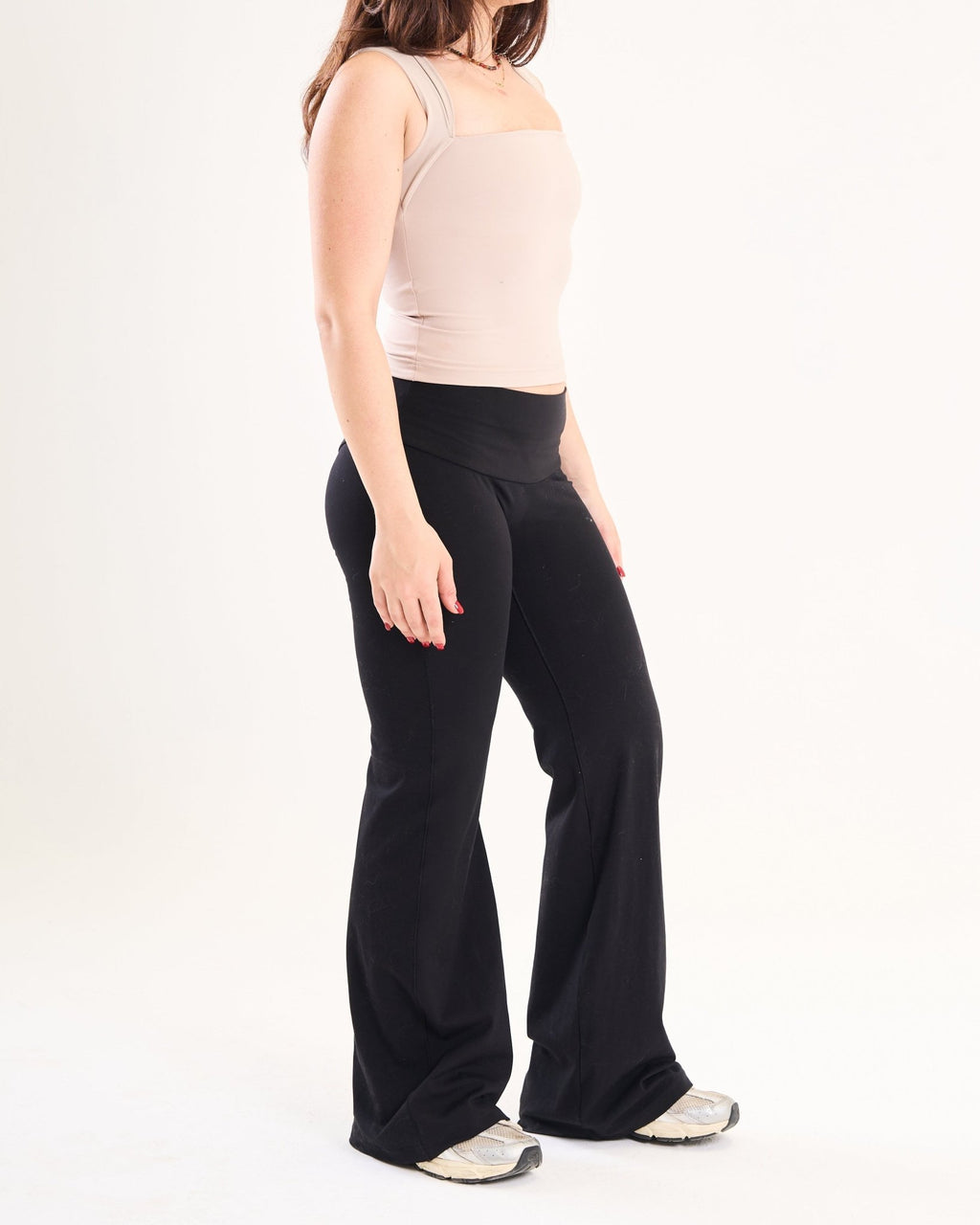 Seamless Straight Leg Legging In Black - Motion Muse